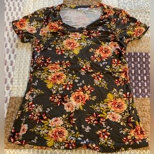 Bearsland Dark Floral Short Sleeve Maternity Tee